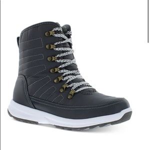 NWT Khombu boots